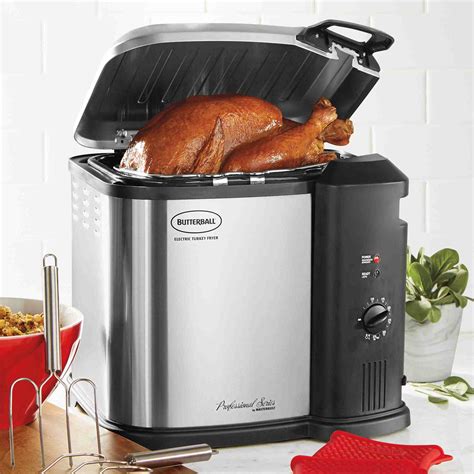 The results were quite clear here The Bayou Classic Stainless Steel Turkey Fryer was the most frequently suggested product by expert sites. . Best turkey fryer